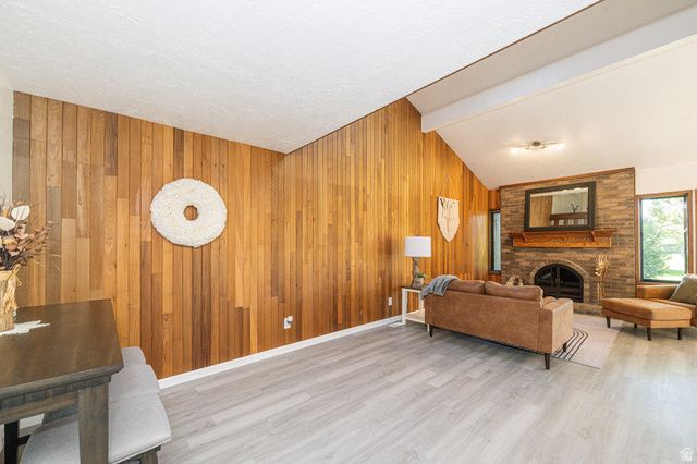 38 N WHITE BARN DR, Pleasant View, UT 84414