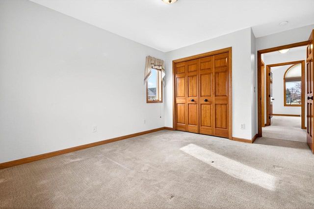 1321 SHOOTING STAR DRIVE, Neenah, WI 54956