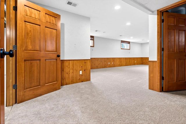 1321 SHOOTING STAR DRIVE, Neenah, WI 54956