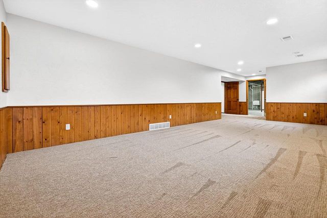 1321 SHOOTING STAR DRIVE, Neenah, WI 54956