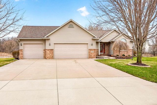 1321 SHOOTING STAR DRIVE, Neenah, WI 54956