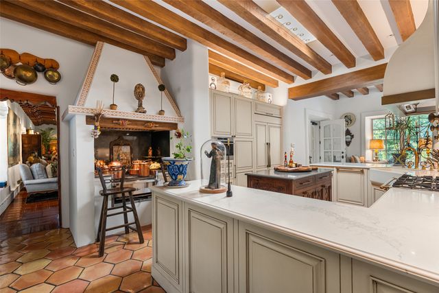 1379 Canyon Road, Santa Fe, NM 87501