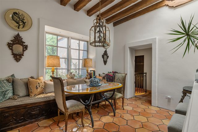 1379 Canyon Road, Santa Fe, NM 87501