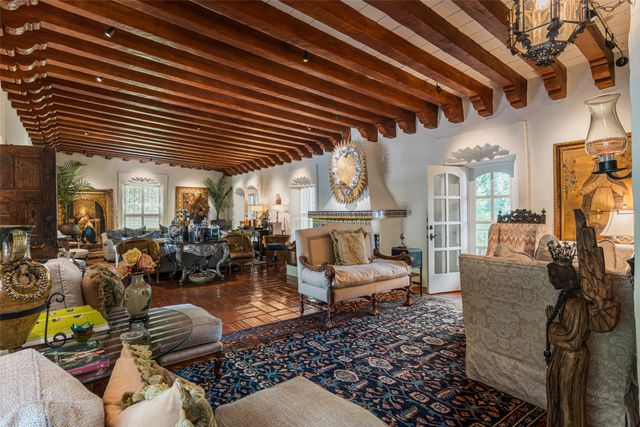 1379 Canyon Road, Santa Fe, NM 87501