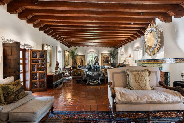 1379 Canyon Road, Santa Fe, NM 87501