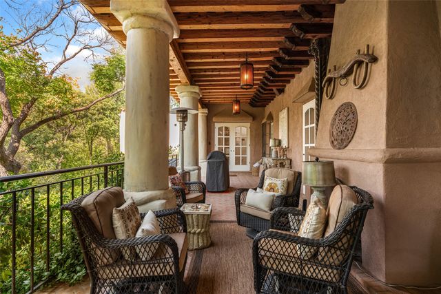 1379 Canyon Road, Santa Fe, NM 87501