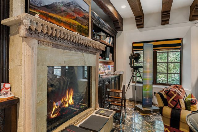 1379 Canyon Road, Santa Fe, NM 87501