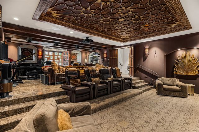 1379 Canyon Road, Santa Fe, NM 87501