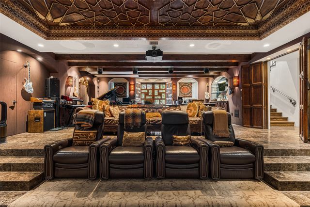 1379 Canyon Road, Santa Fe, NM 87501