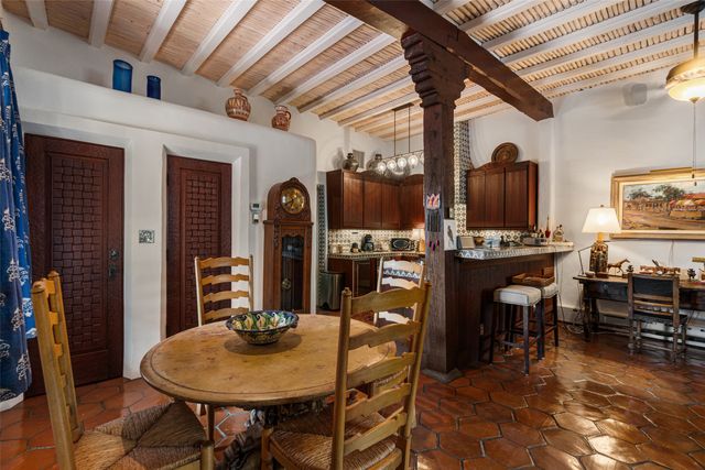 1379 Canyon Road, Santa Fe, NM 87501