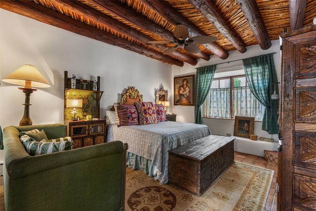 1379 Canyon Road, Santa Fe, NM 87501