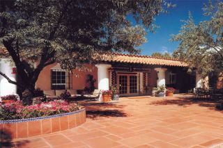 1379 Canyon Road, Santa Fe, NM 87501