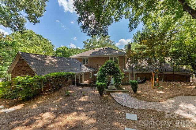 6613 Rocky Falls Road, Charlotte, NC 28211