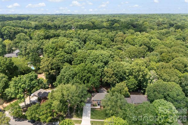 6613 Rocky Falls Road, Charlotte, NC 28211