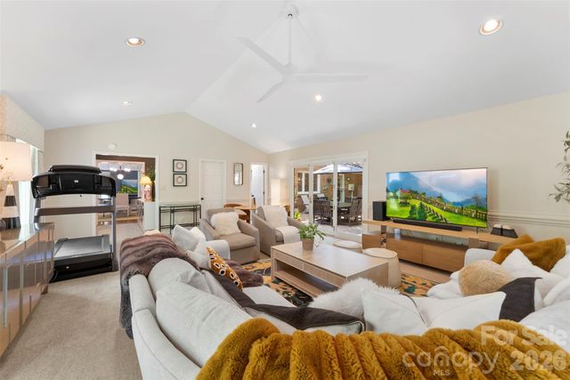 6613 Rocky Falls Road, Charlotte, NC 28211