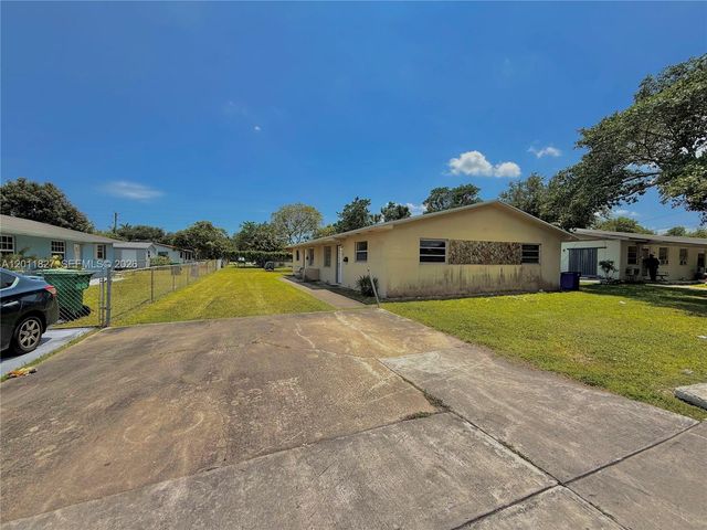1970 NW 104th St 1970, Miami, FL 33147