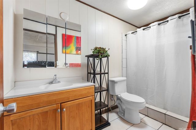 94-1334 Henokea Street, Waipahu, HI 96797