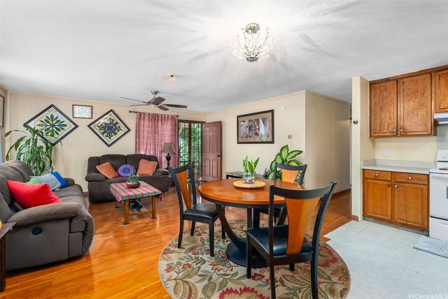 94-1334 Henokea Street, Waipahu, HI 96797