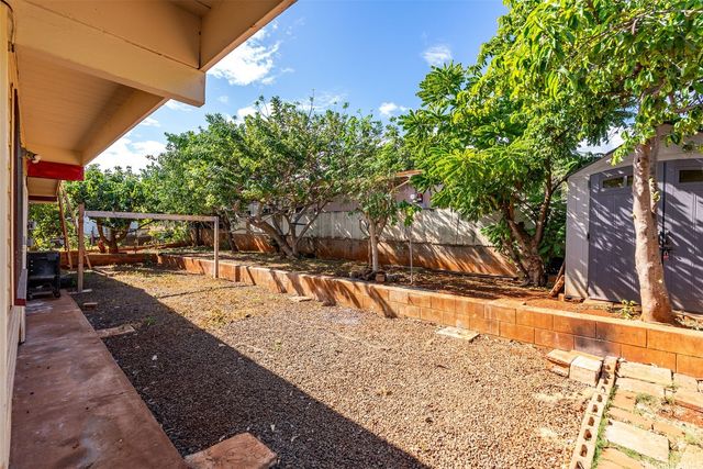94-1334 Henokea Street, Waipahu, HI 96797