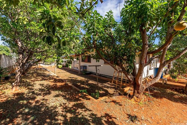 94-1334 Henokea Street, Waipahu, HI 96797