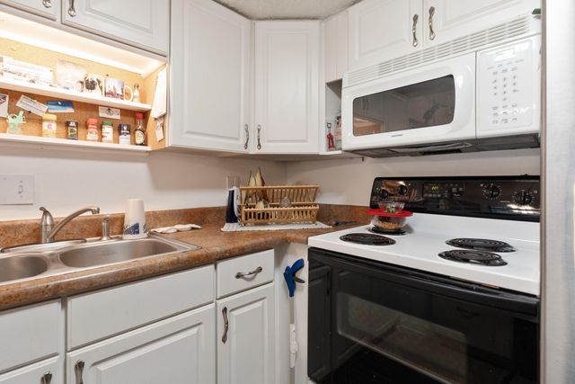 308 Miracle Strip Parkway, 16A, Fort Walton Beach, FL 32548