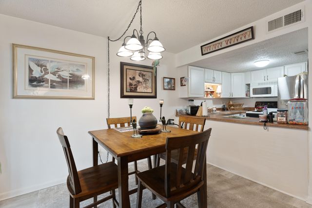 308 Miracle Strip Parkway, 16A, Fort Walton Beach, FL 32548