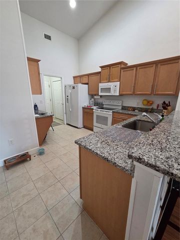 2242 NW 51ST AVENUE, Gainesville, FL 32605