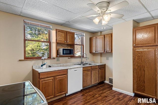 2817 S PARK Avenue, Springfield, IL 62704