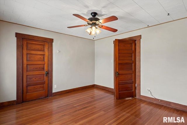 2817 S PARK Avenue, Springfield, IL 62704