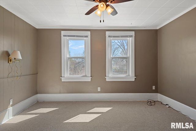 2817 S PARK Avenue, Springfield, IL 62704