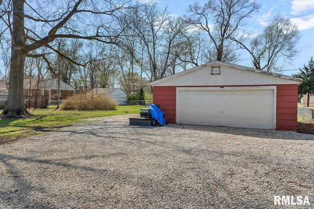 2817 S PARK Avenue, Springfield, IL 62704