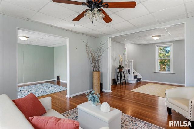 2817 S PARK Avenue, Springfield, IL 62704