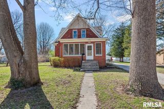 2817 S PARK Avenue, Springfield, IL 62704