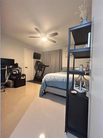 8766 MALLARD RESERVE DRIVE 101, Tampa, FL 33614