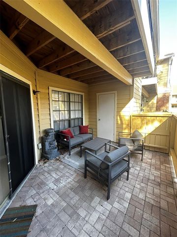 8766 MALLARD RESERVE DRIVE 101, Tampa, FL 33614