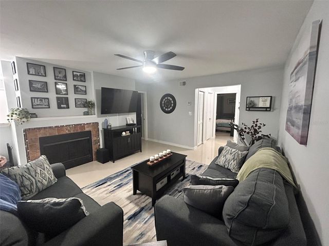 8766 MALLARD RESERVE DRIVE 101, Tampa, FL 33614