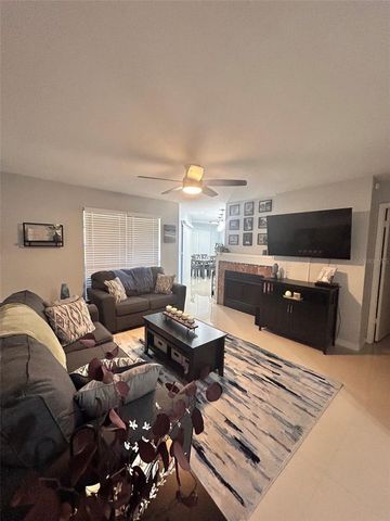 8766 MALLARD RESERVE DRIVE 101, Tampa, FL 33614