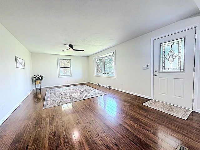 1891 BECK STREET, Menasha, WI 54952