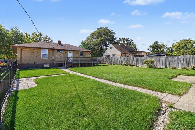 8420 W 83rd Street, Justice, IL 60458