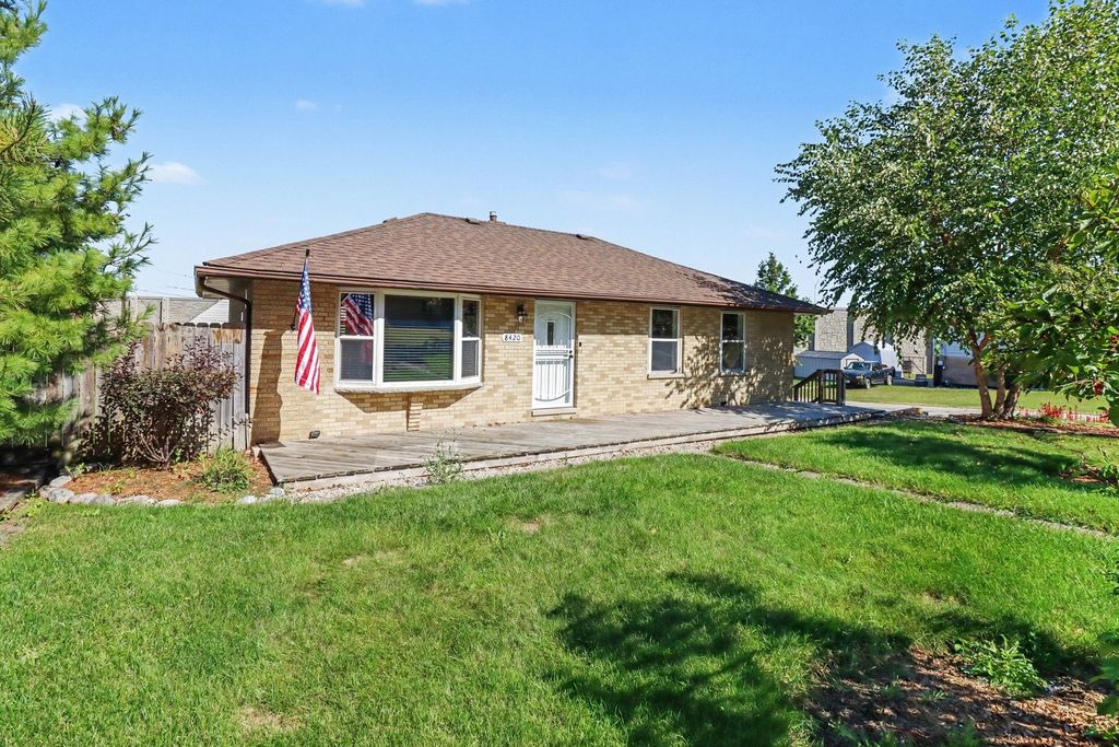 8420 W 83rd Street, Justice, IL 60458 — photo 2