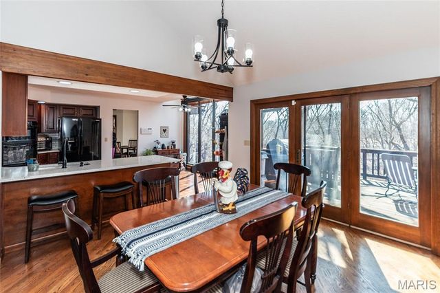 1570 Paradise Valley Drive, High Ridge, MO 63049