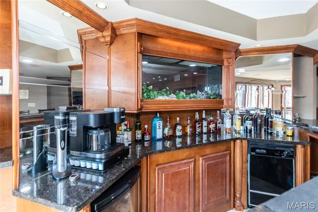 1570 Paradise Valley Drive, High Ridge, MO 63049