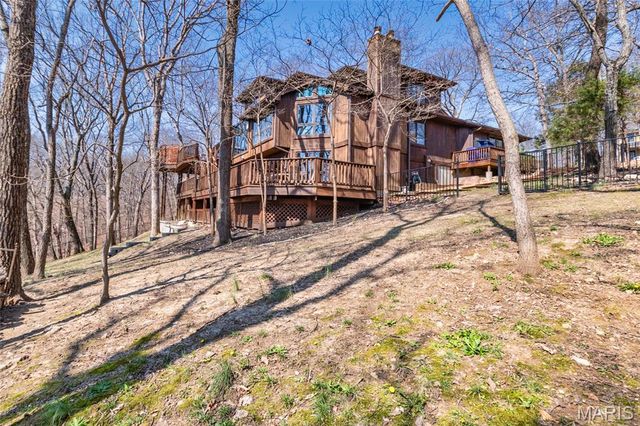 1570 Paradise Valley Drive, High Ridge, MO 63049