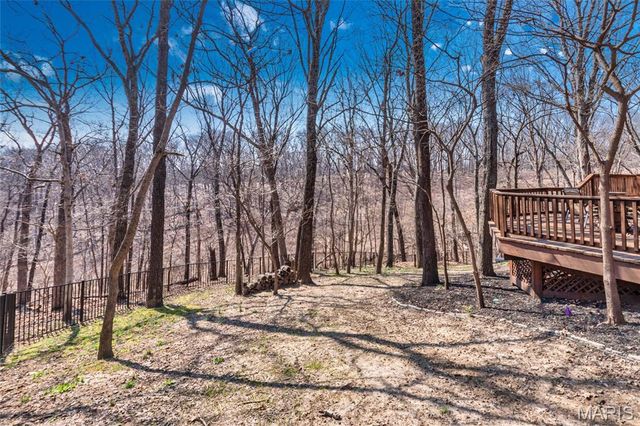 1570 Paradise Valley Drive, High Ridge, MO 63049