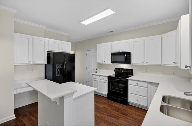 2738 Seastrand Lane, Mount Pleasant, SC 29466