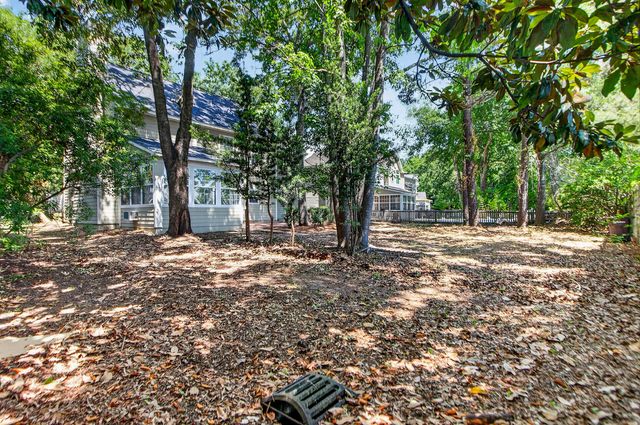 2738 Seastrand Lane, Mount Pleasant, SC 29466