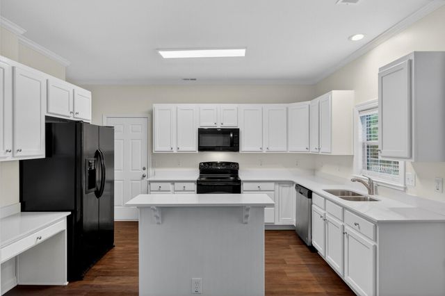 2738 Seastrand Lane, Mount Pleasant, SC 29466