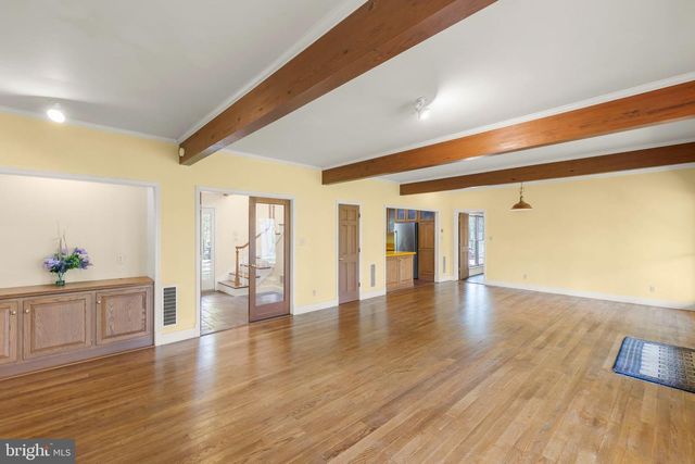 221 SETTLERS LN, Stephenson, VA 22656
