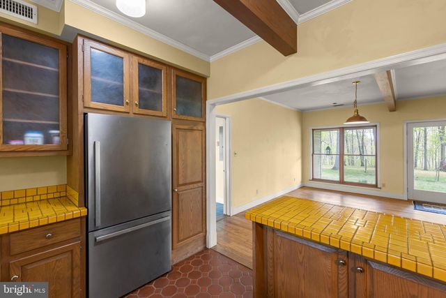 221 SETTLERS LN, Stephenson, VA 22656