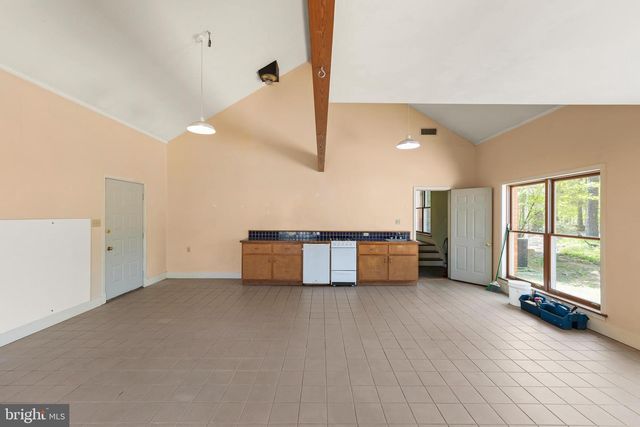 221 SETTLERS LN, Stephenson, VA 22656